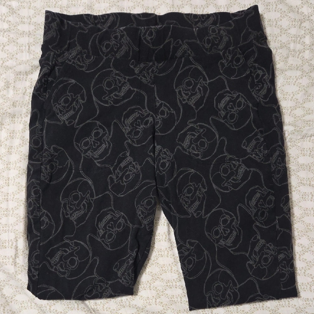 Black Skull Pattern Leggings